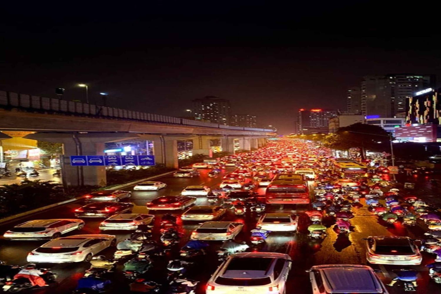 Delhi : visite de nuit personnalisable avec voiture et guide