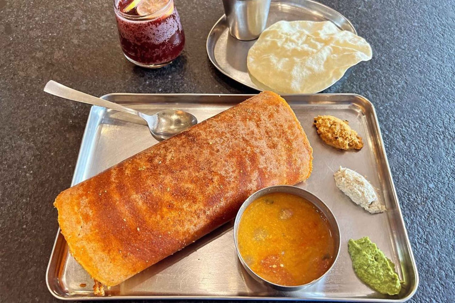 Delhi: Utforsk Delhis gatekunst og besøk på et kunstsenter