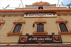 Delhin koko päivän opastettu temppeli- ja hengellisten maamerkkien kierros