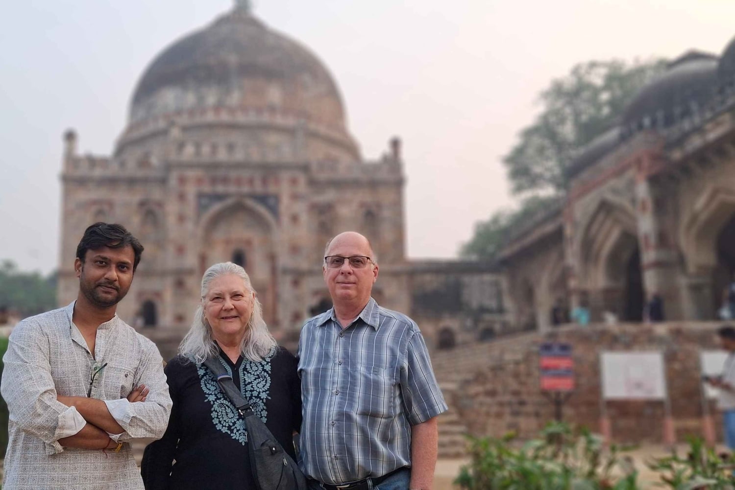 Delhi :Full day premium tour with private car and guide