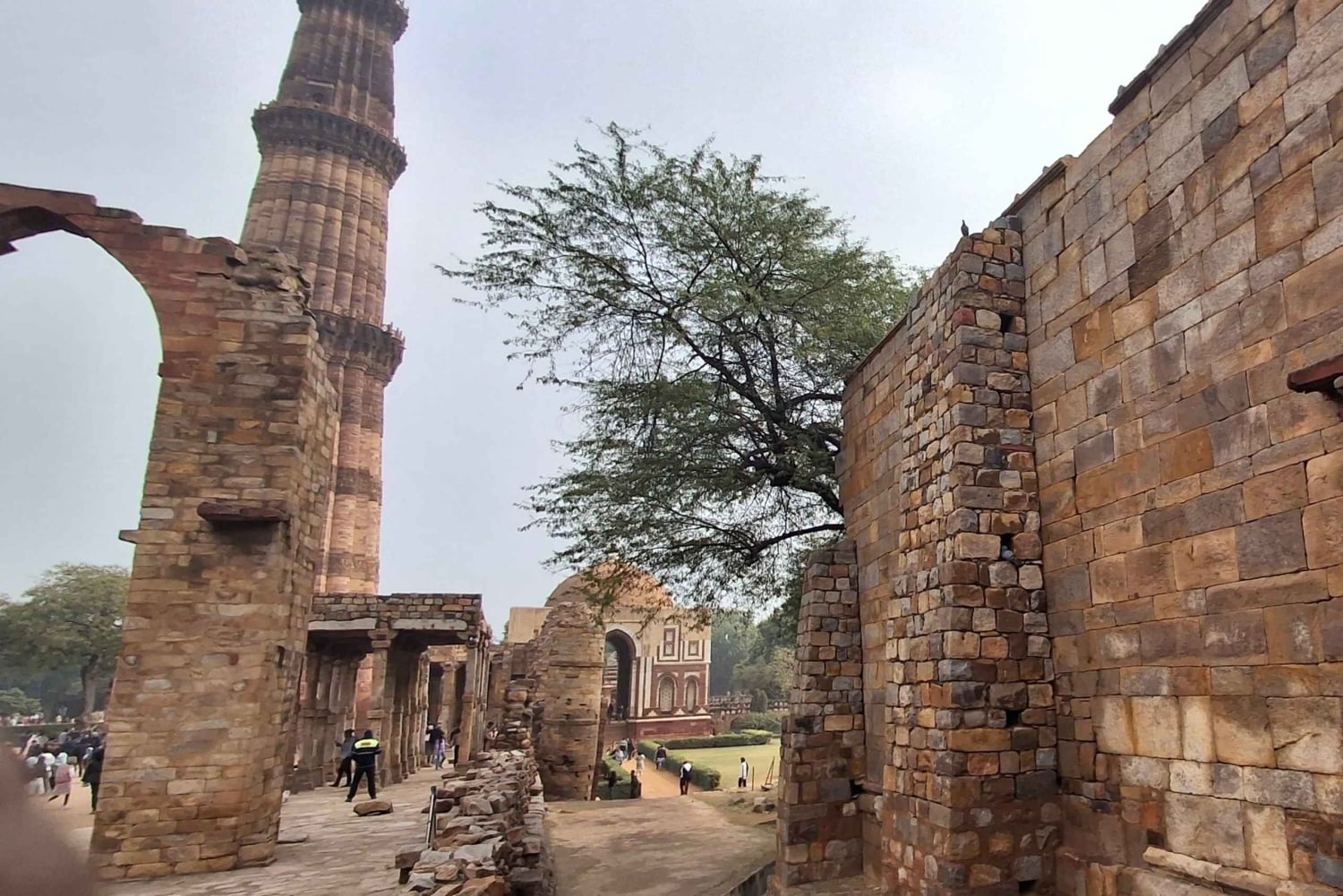 Delhi :Full day premium tour with private car and guide