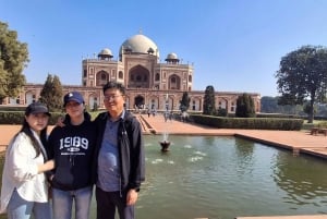 Delhi :Full day premium tour with private car and guide