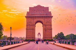 Delhi : visite d'une jounée touristique en voiture avec guide gouvernemental