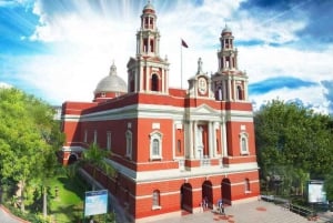 Boskie Delhi: całodniowa wycieczka po świątyniach i miejscach kultu religijnego