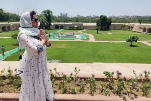 Delhi: Guided City Spirituality and Cultural Diversity Tour