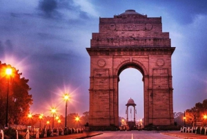 Delhi: Avondrondleiding met gids door de stad Delhi - 4 uur
