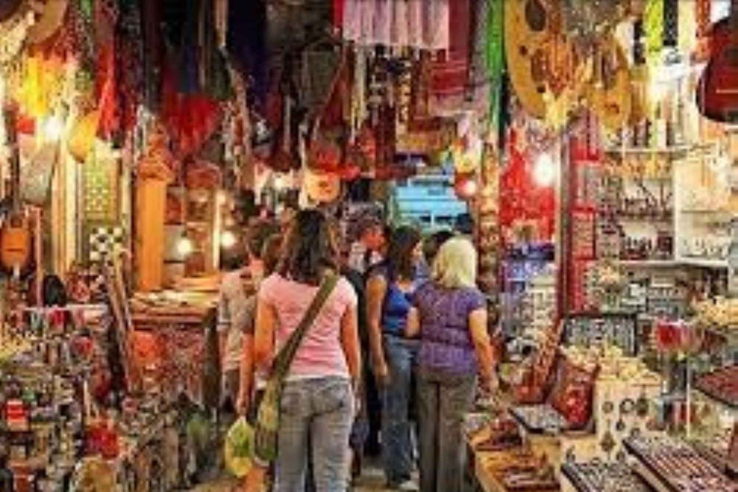 デリー：地元の女性エキスパートがご案内するショッピングツアー体験