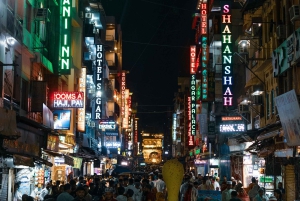 デリー：女性エキスパートと一緒にガイド付きショッピングツアー体験をお楽しみください