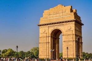 Delhi: Halve dag Sacred Heart Cathedral, lunch & India Gate