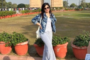 Delhi: Halve dag Sacred Heart Cathedral, lunch & India Gate