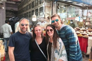 Delhi Heritage & Flavors – Markets, Monuments & Food Walk