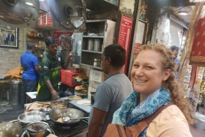 Delhi Heritage & Flavors – Markets, Monuments & Food Walk