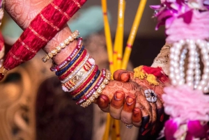 Delhi: Tauche ein in die indische Kultur bei einer lebhaften Hindu-Hochzeit