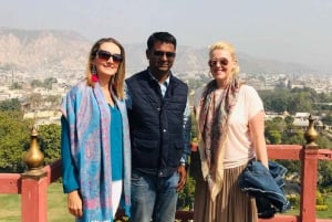 From Delhi : Visit Jaipur City, Same Day Return Tour By Car.