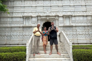 Delhi: Mehrauli con alcuni tour a piedi di siti importanti