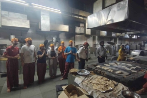 DELHI: NEW AND OLD SELF ITINERARY FULL DAY OR HALF DAY TOUR