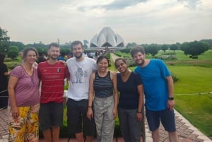 DELHI: NEU UND ALT SELBST GESTALTETE RUTE VERTRAULICHE GANZTAGESTOUR ODER HALBTAGESTOUR