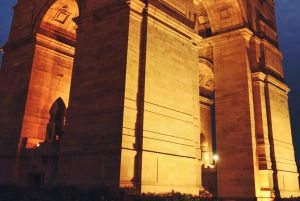 Tour serale di Delhi: India Gate, Qutub MInar e Akshardham