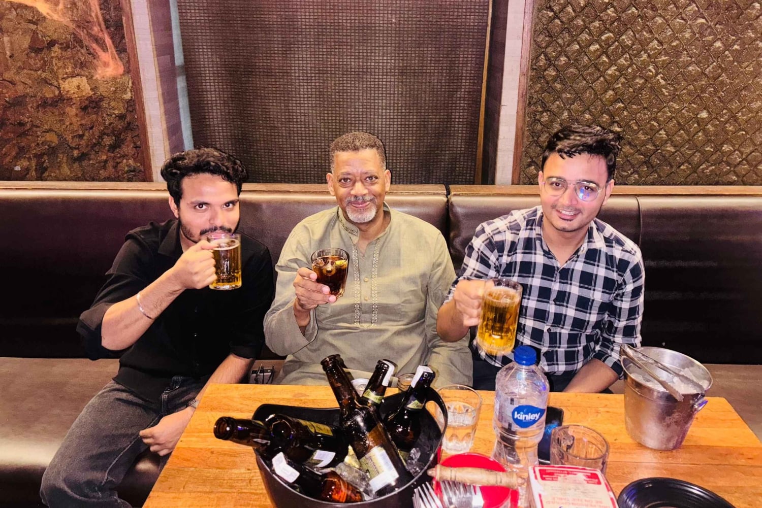 Delhi: Wycieczka nocna z prywatnym samochodem, przewodnikiem i kierowcą