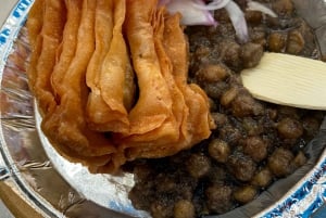 Delhi: No Delhi Belly Food Tour med chai-te