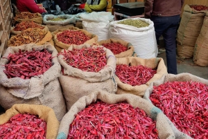 Delhi: No Delhi Belly Food Tour med chai-te