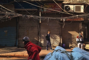 Delhi: No Delhi Belly Food Tour med chai-te