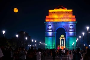 Delhi: Old and New Delhi Full or Half-Day Guided Tour by Car