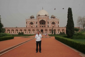 Delhi: Vecchia e Nuova Delhi Tour guidato di mezza giornata o di un giorno intero