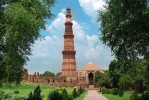 Delhi: Alt- und Neu-Delhi Guide Ganztagestour und Halbtagestour mit dem Auto