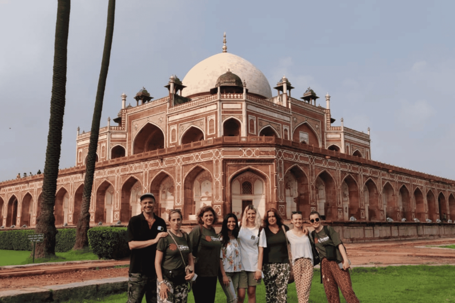 デリー：オールド＆ニューデリー1日ツアーと半日ツアーをご用意しております