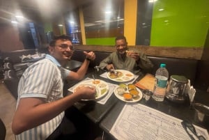 Entdecke Alt- und Neu-Delhi: Private Tour mit Street Food