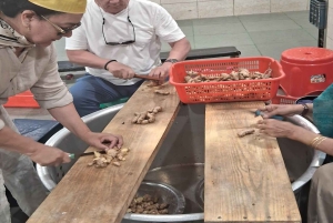 DELHI: Old And New Delhi Private Guided Tour With Entrances