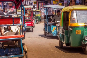 Delhi : Visite culinaire de la vieille ville de Delhi avec promenade en tuk tuk et cuisine de rue