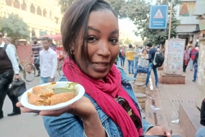 Delhi: tour della città vecchia di Delhi con giro in tuk-tuk e cibo di strada