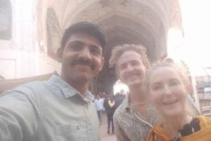 Delhi: tour gastronomico della Vecchia Delhi con mercato delle spezie, tempio e moschea