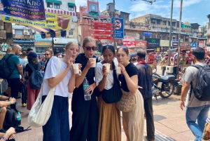 Delhi: Old Delhi's Street Food, Tempels & Kruidenmarkt Tour