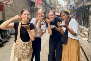 Delhi: Old Delhi's Street Food, Tempels & Kruidenmarkt Tour