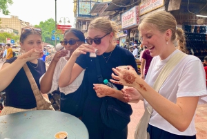 Delhi: Old Delhi's Street Food, Tempels & Kruidenmarkt Tour