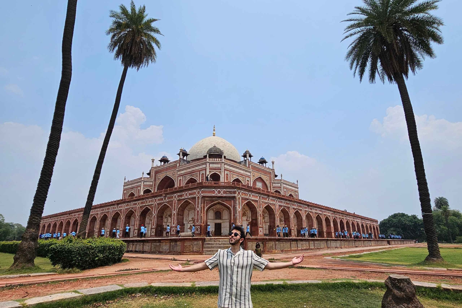 Delhi: Opastettu kierros vanhassa ja uudessa Delhissä, katukeittiön ruokia ja mausteita
