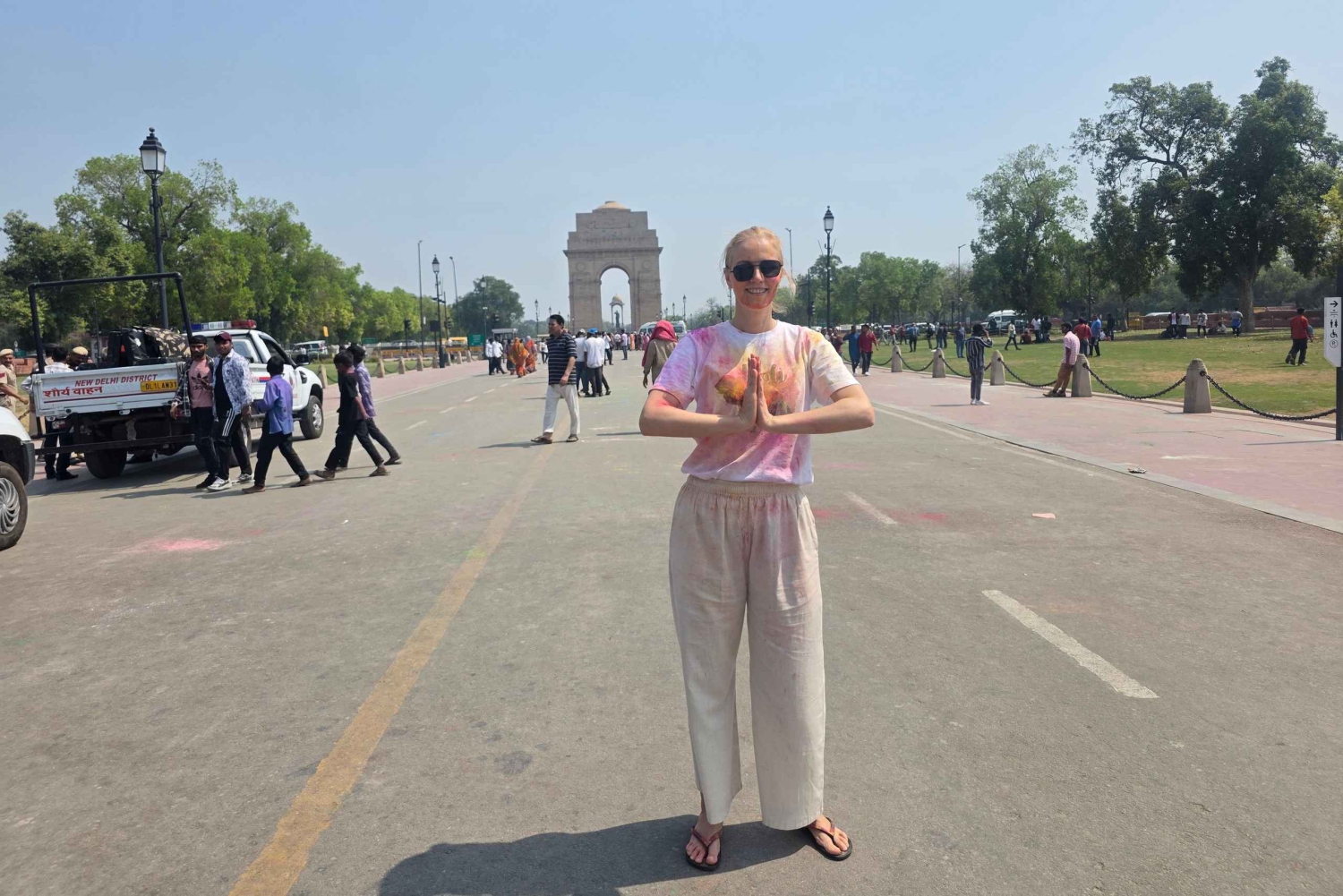 Delhi: Opastettu kierros vanhassa ja uudessa Delhissä, katukeittiön ruokia ja mausteita