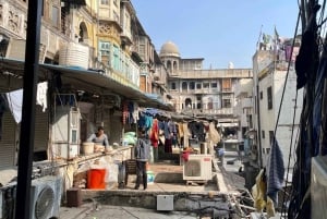 Delhi: Vanha ja uusi Delhi yksityisellä opastetulla kierroksella, jossa on vaihtoehtoja