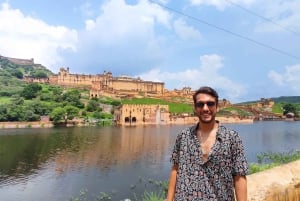 Delhi: Privat 4-dagers Gulltrekant-tur med kvinnelig guide