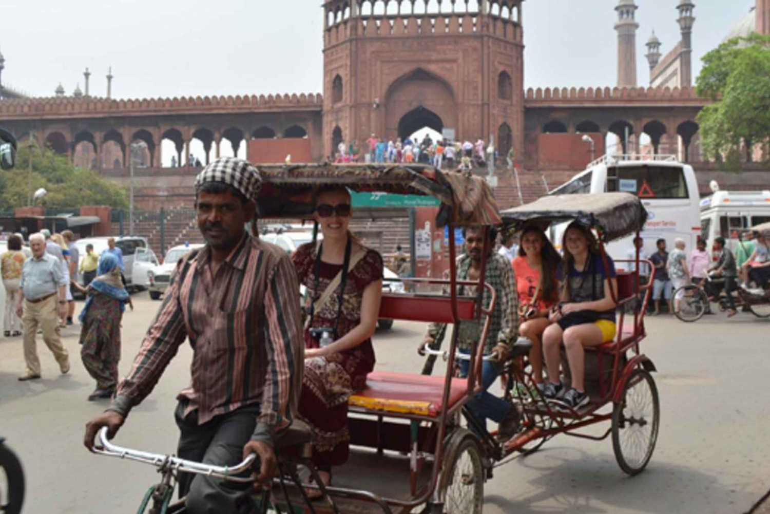 Delhi : visite privée de Chandni Chowk, dégustation de nourriture et Tuk-Tuk