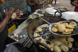 Délhi: excursão particular a Chandni Chowk, degustação de alimentos e Tuk-Tuk