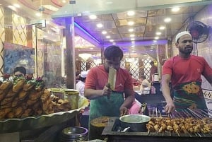 Delhi: Private Evening Delhi City Tour with Transfers & Food