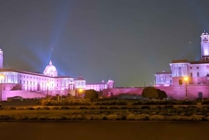 Delhi : visite privée de la ville de Delhi en soirée avec transferts et repas