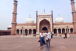 Delhi: prywatna półdniowa wycieczka z przewodnikiem po mieście samochodem