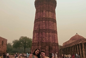 Delhi: prywatna półdniowa wycieczka z przewodnikiem po mieście samochodem