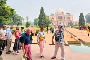 Delhi: Privat halvdagstur i Delhi med hämtning på hotellet