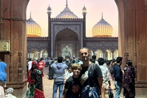 Delhi: Privat halvdagstur i Delhi med hämtning på hotellet